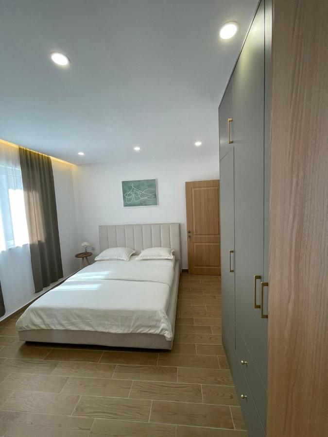 Apartments Basha 1 - Long Beach 울친 외부 사진
