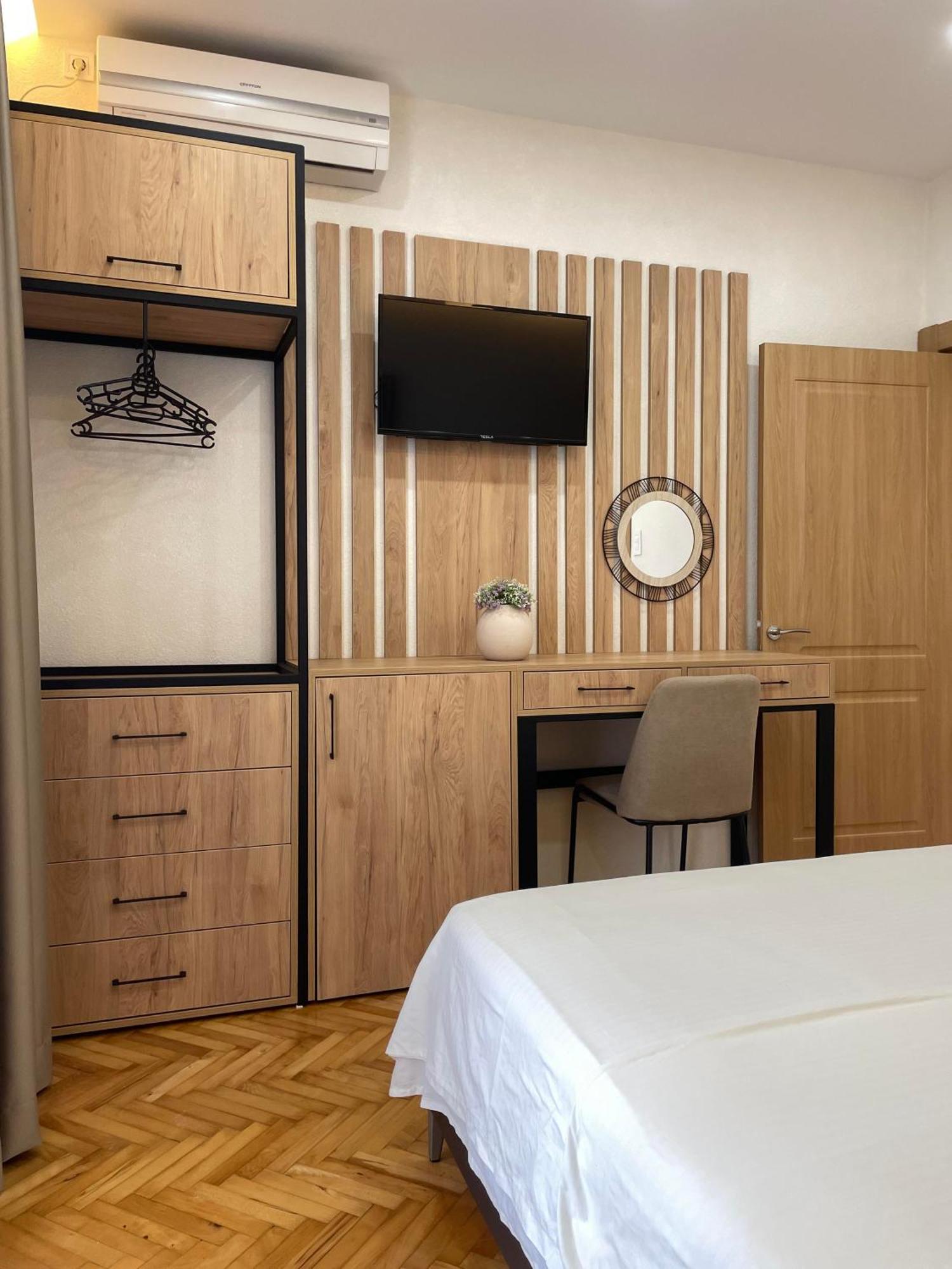 Apartments Basha 1 - Long Beach 울친 외부 사진